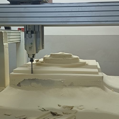 Processo de desbaste em Máquina CNC
